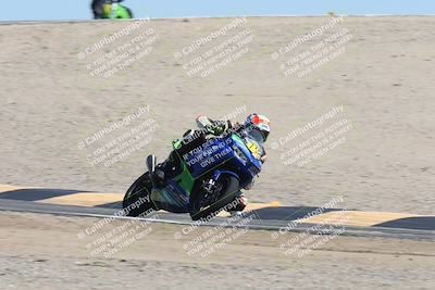 media/Oct-05-2025-CVMA (Sun) [[beeef4f201]]/Race 11-500-400(4)-350 Supersport/